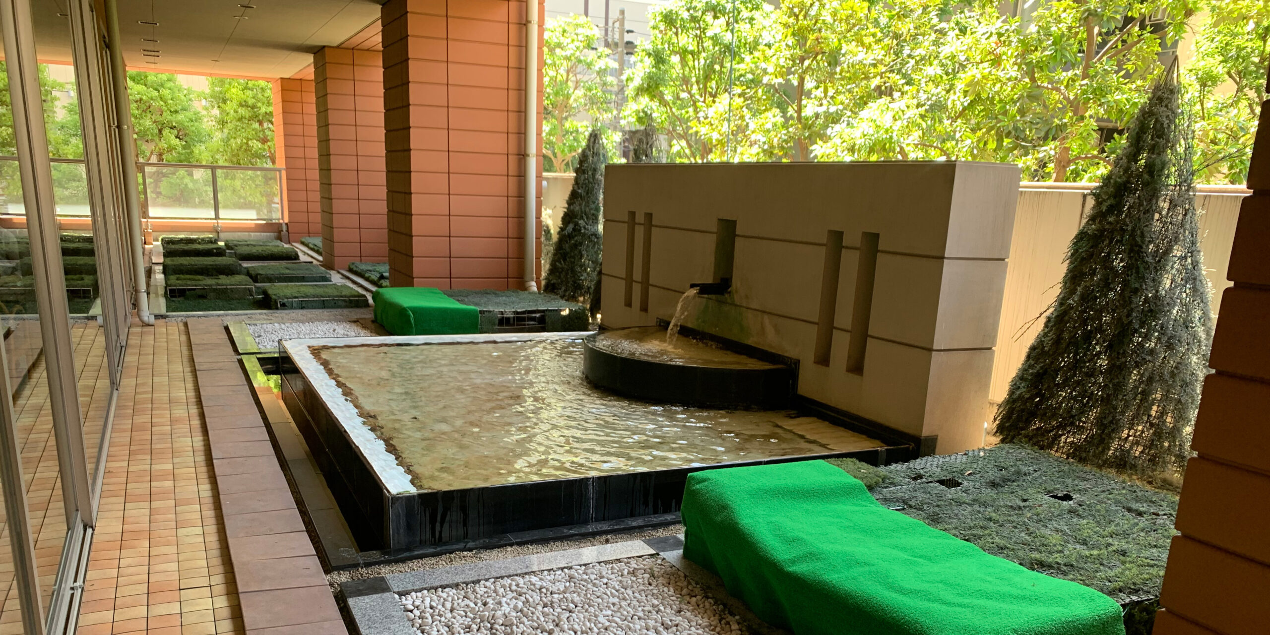 改修前屋外テラス